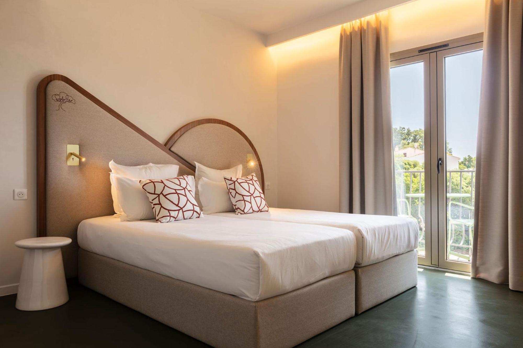 Hotel Du Parc Cavalaire Sur Mer Экстерьер фото