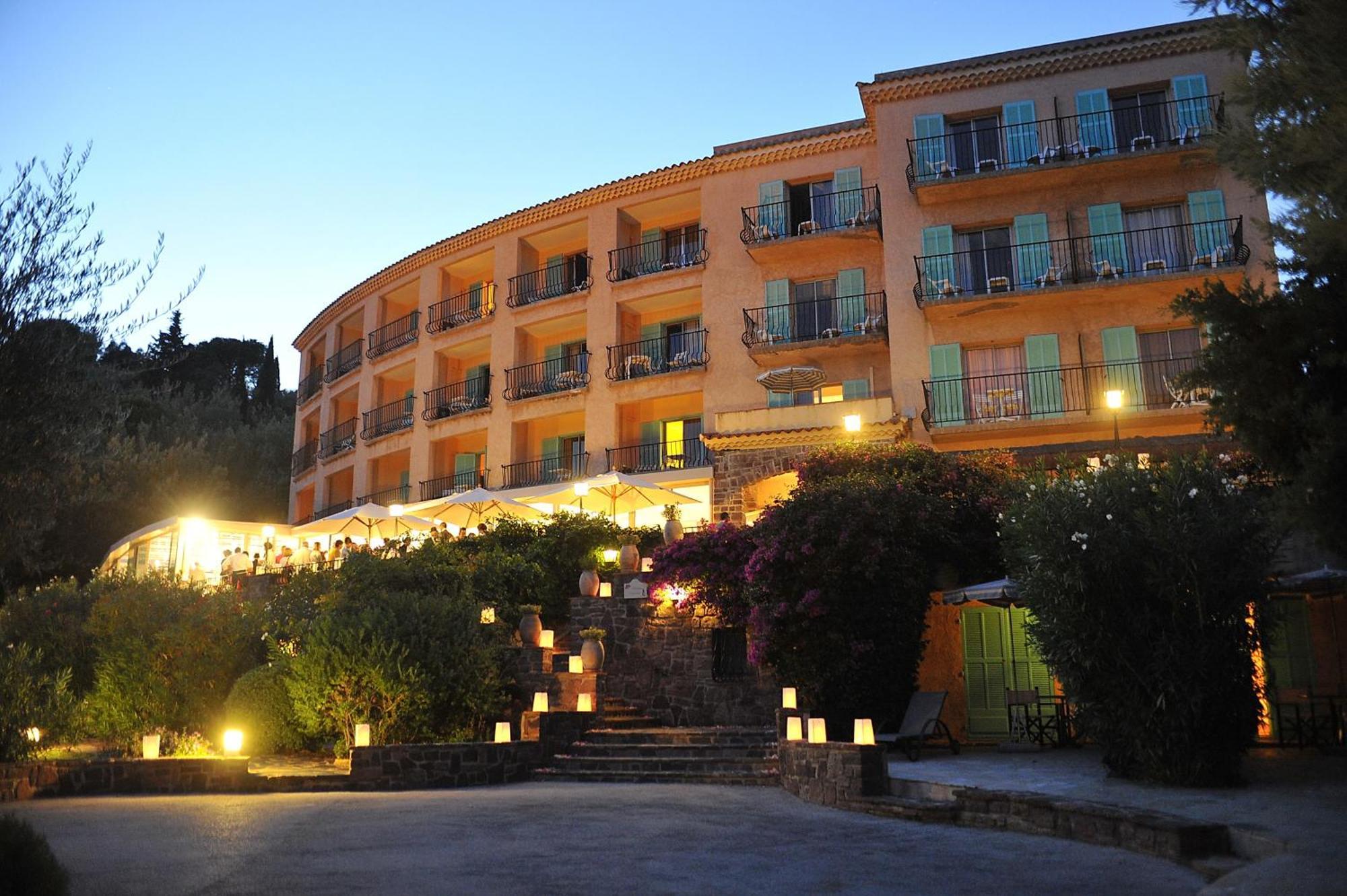 Hotel Du Parc Cavalaire Sur Mer Экстерьер фото