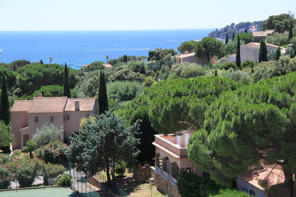 Hotel Du Parc Cavalaire Sur Mer Экстерьер фото